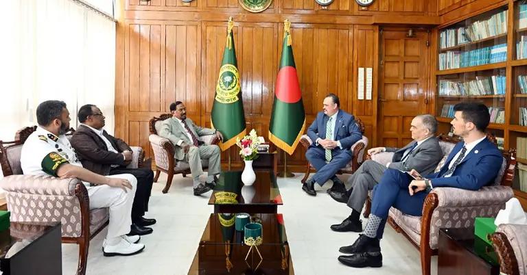 স্পিকারের সঙ্গে ঢাকায় নিযুক্ত ঢাকায় নিযুক্ত মার্কিন রাষ্ট্রদূত